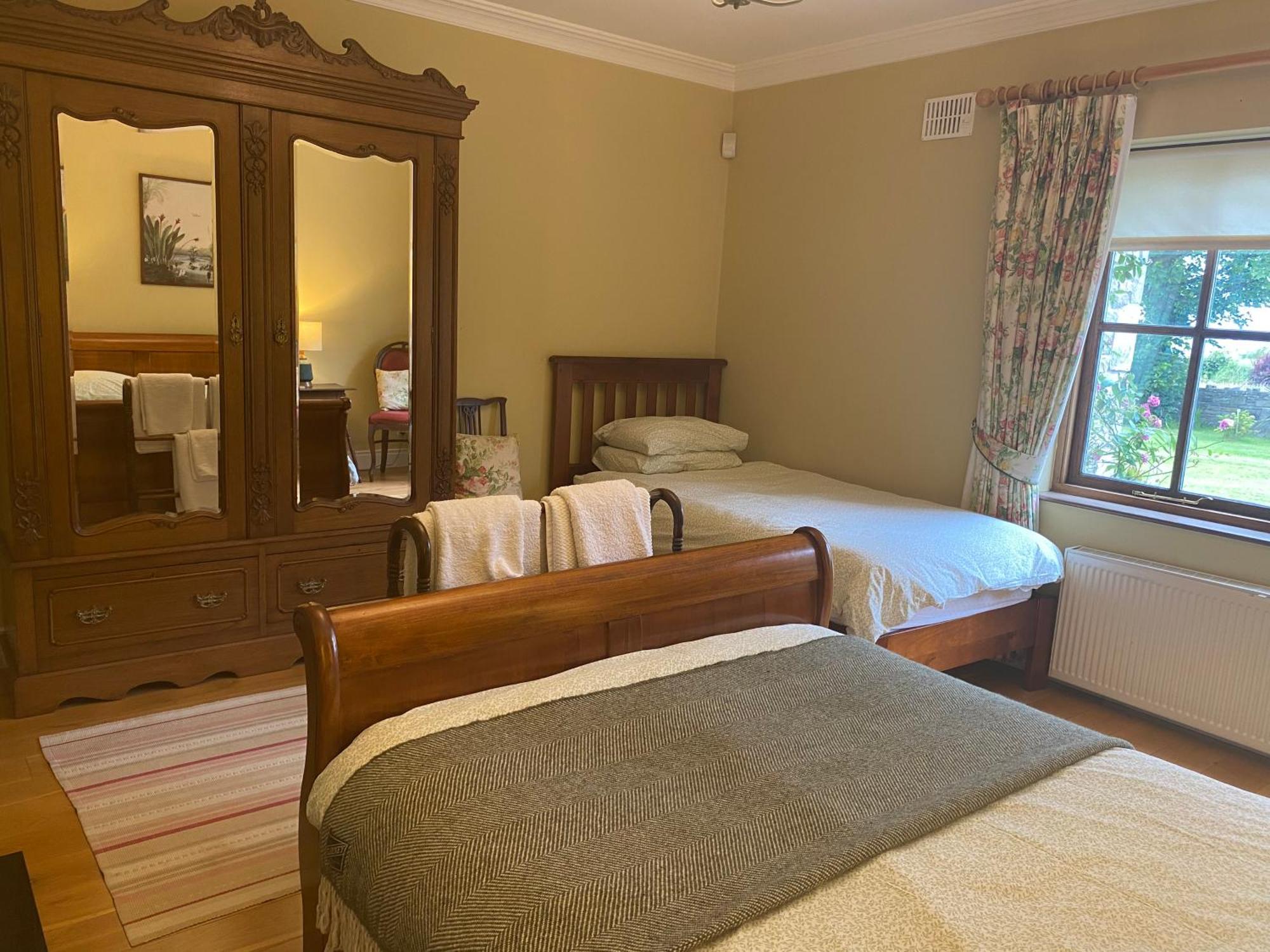 Croagh Patrick Lodge Apartment Westport Dış mekan fotoğraf