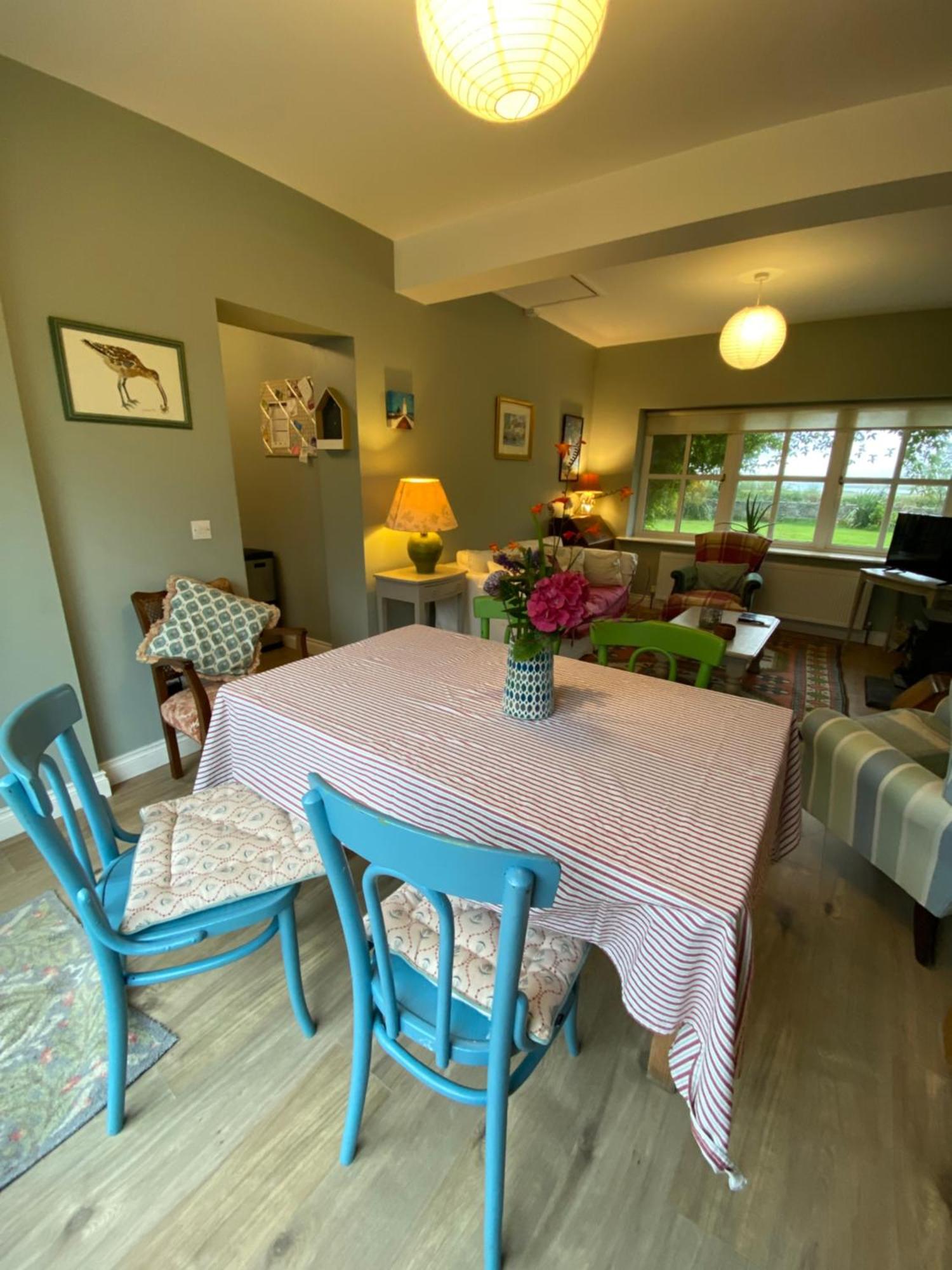 Croagh Patrick Lodge Apartment Westport Oda fotoğraf